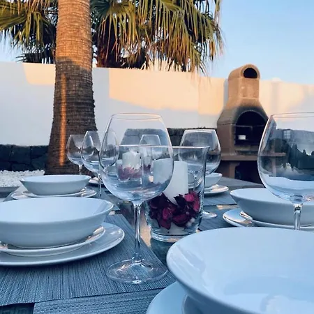 Villa Arabella - Parque Del Rey - Playa Blanca (Lanzarote)