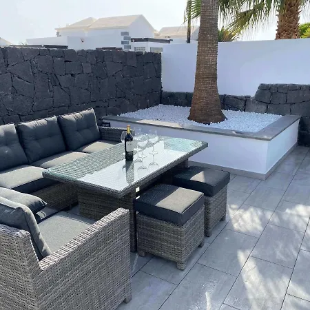 Villa Arabella - Parque Del Rey - Playa Blanca (Lanzarote)