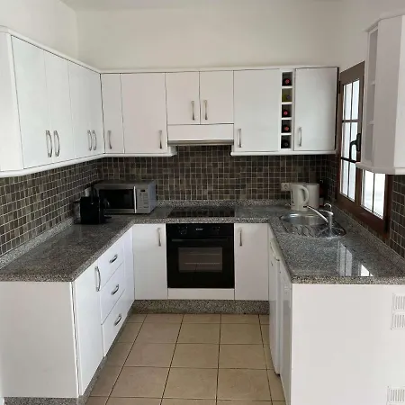 Stunning Arabella - Heated Pool - Bbq - Amazing Terrace - Коста Бланка